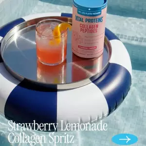 Strawberry Lemonade Collagen Spritz